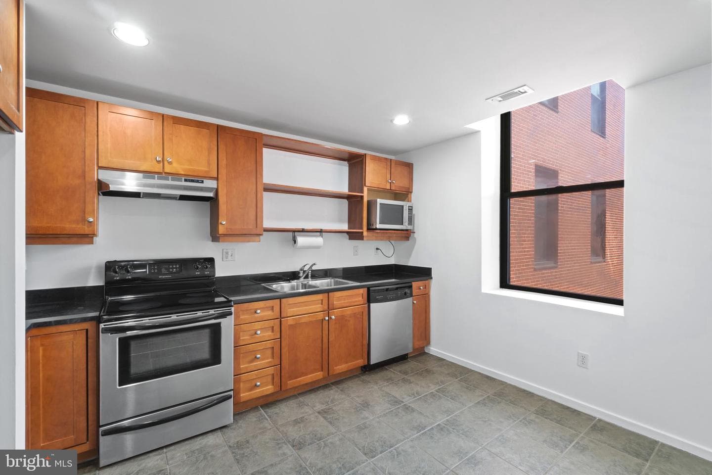 1211 Light Street #211 photo 18