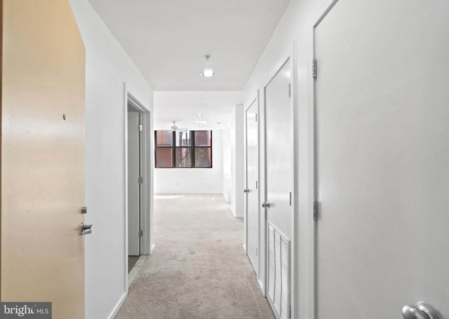 1211 Light Street #211 photo 4