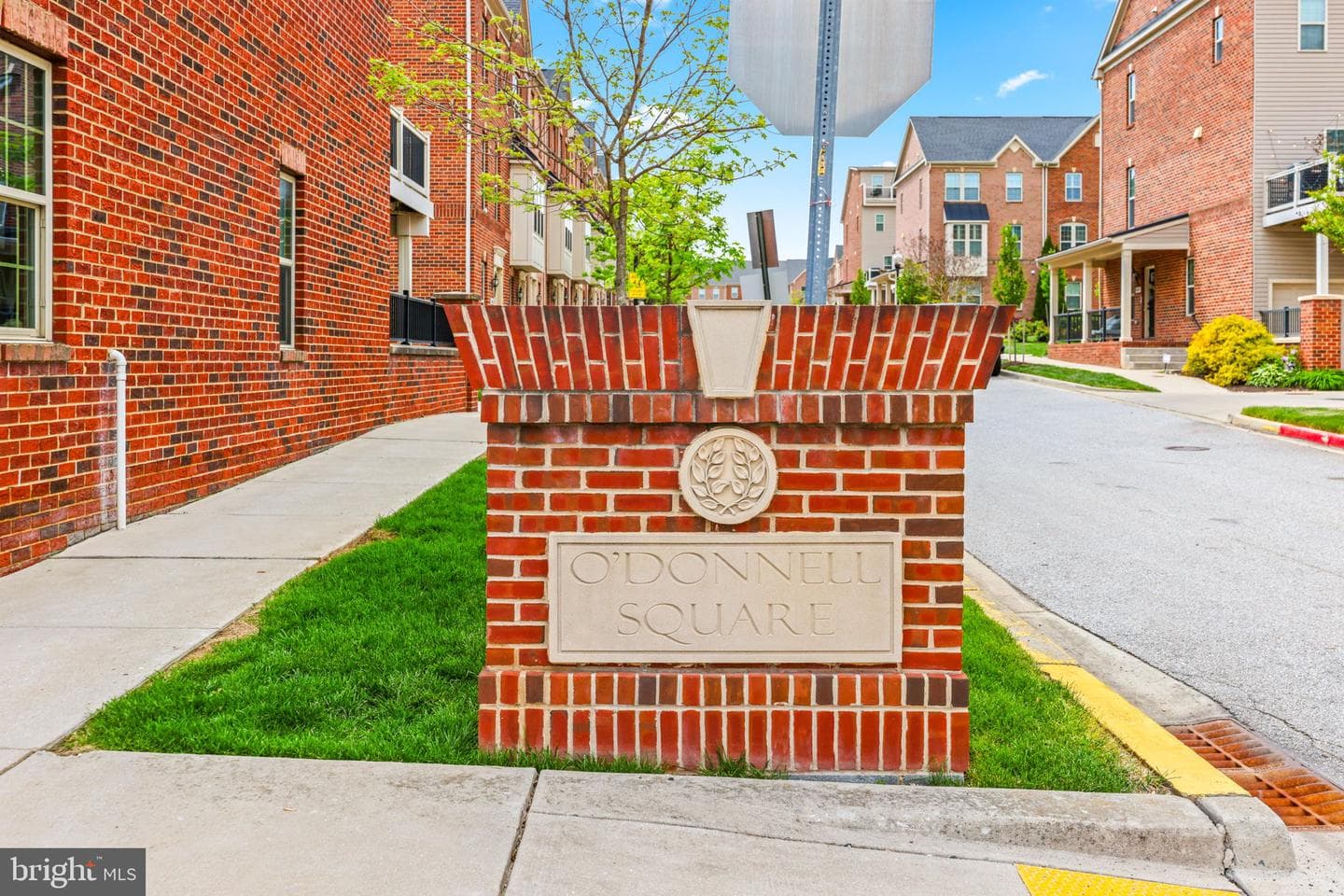 840 Oldham Street photo 40