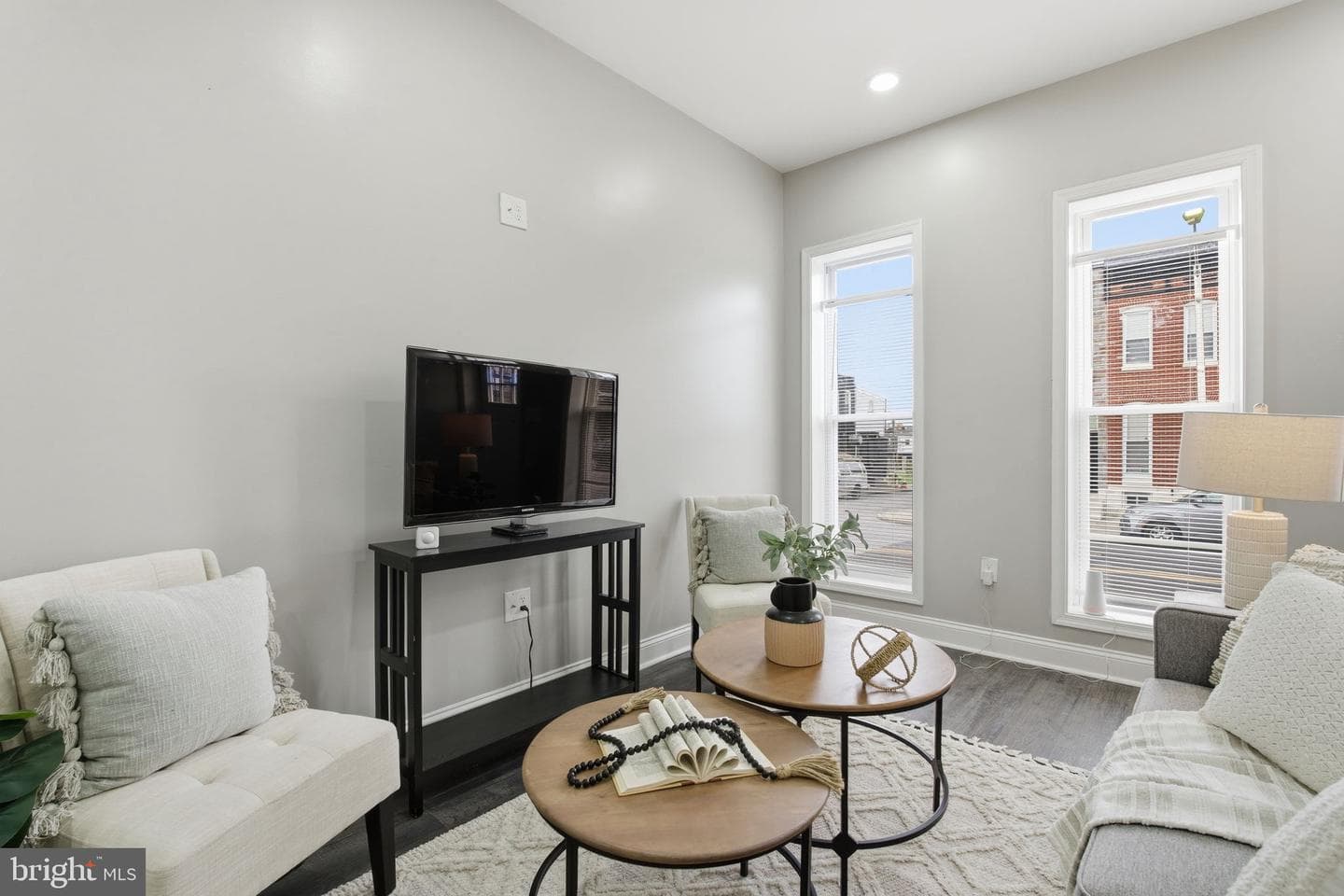 1708 E Federal Street photo 4