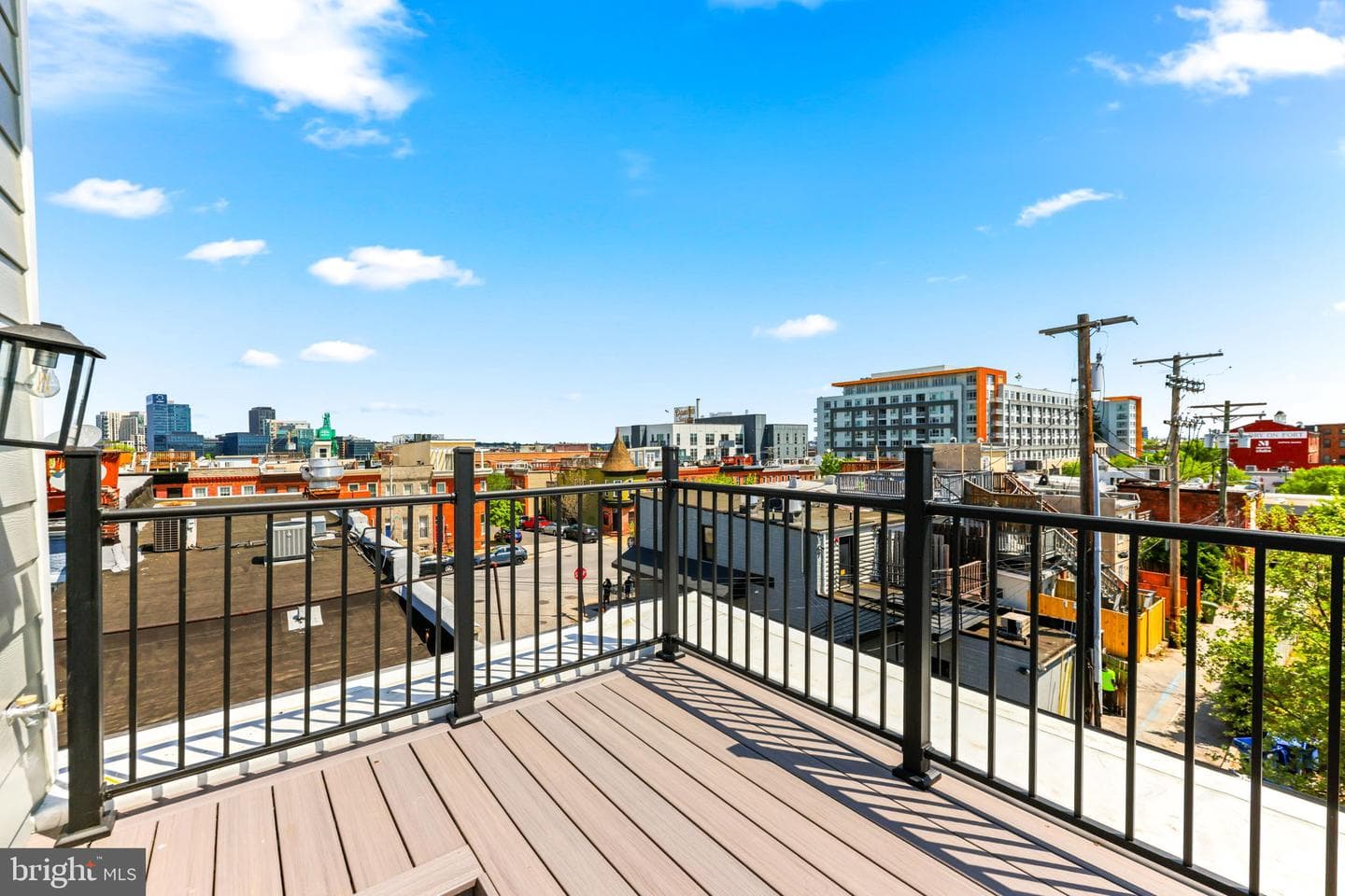 1500 Boyle Street photo 48
