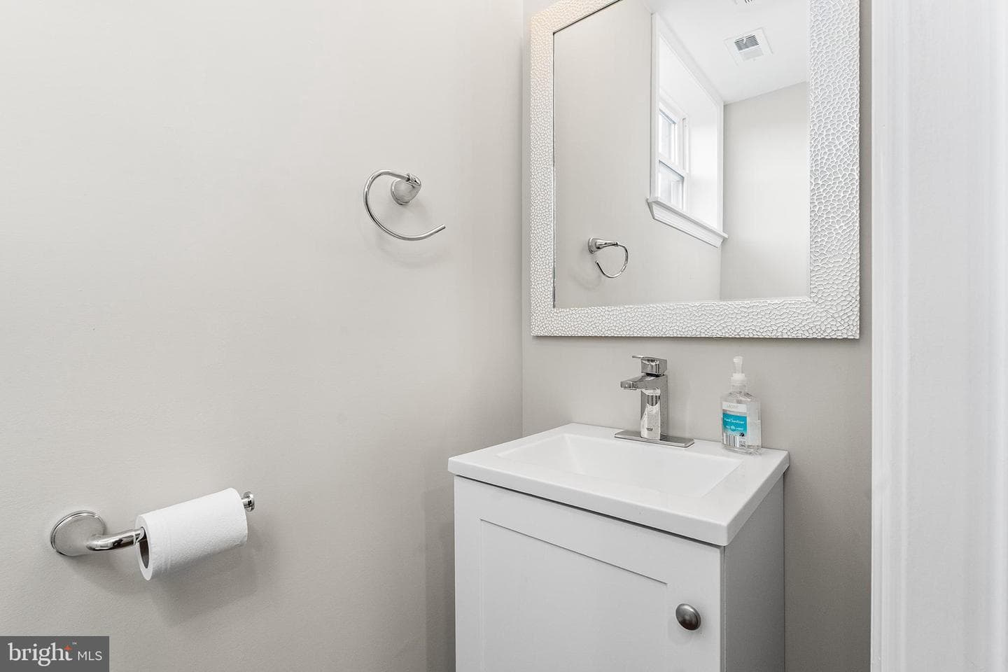 3019 Mcelderry Street photo 6