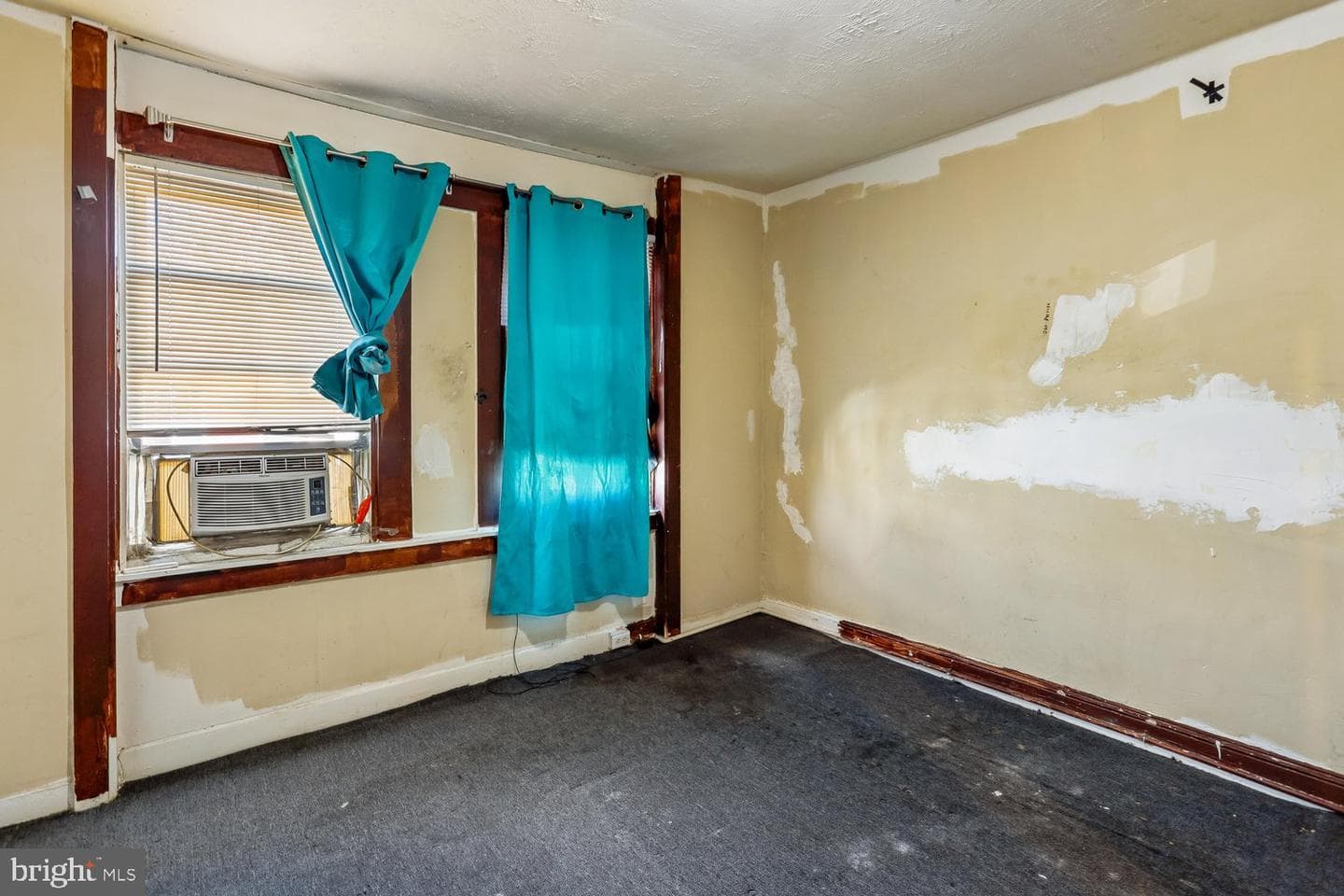 1121 Mckean Avenue photo 13