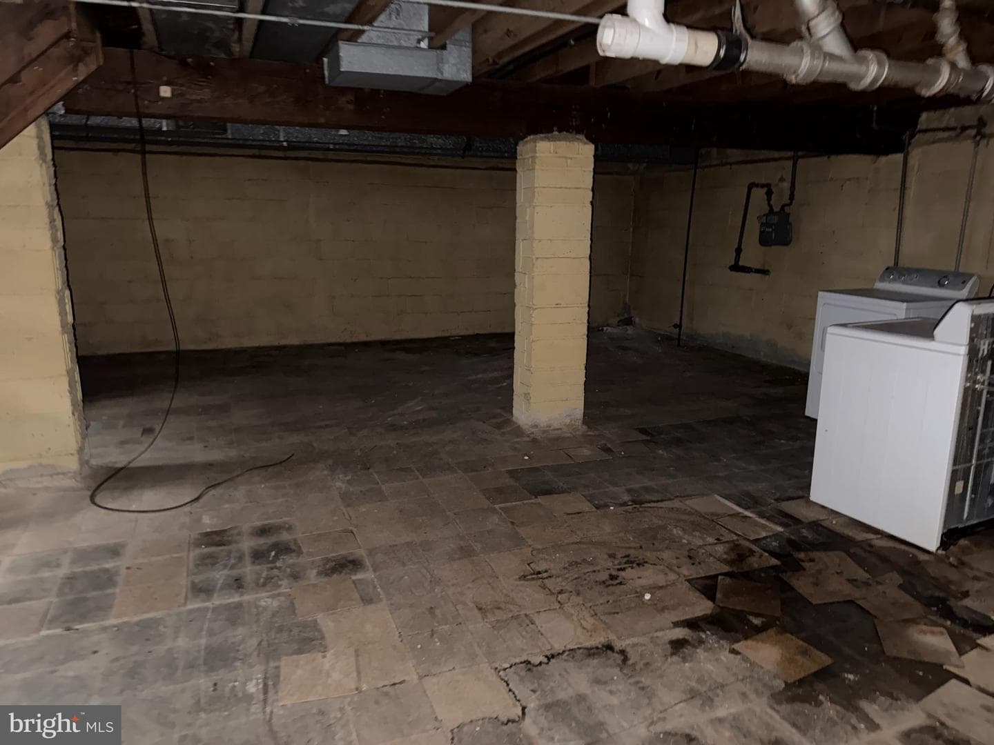 2713 Glen Avenue photo 3