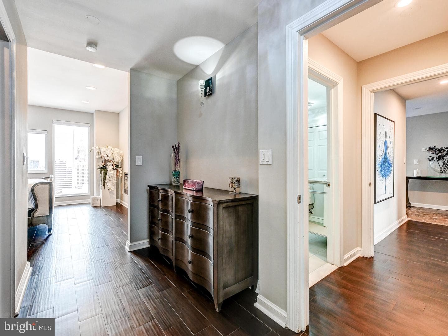 10 E Lee Street #2402 photo 21