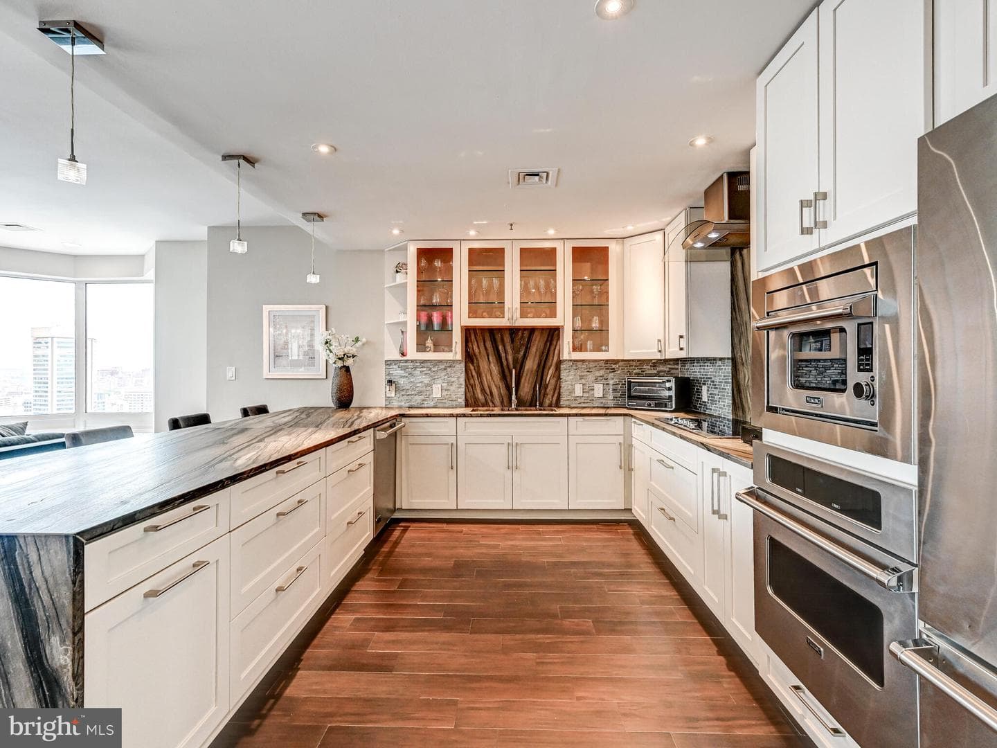 10 E Lee Street #2402 photo 5