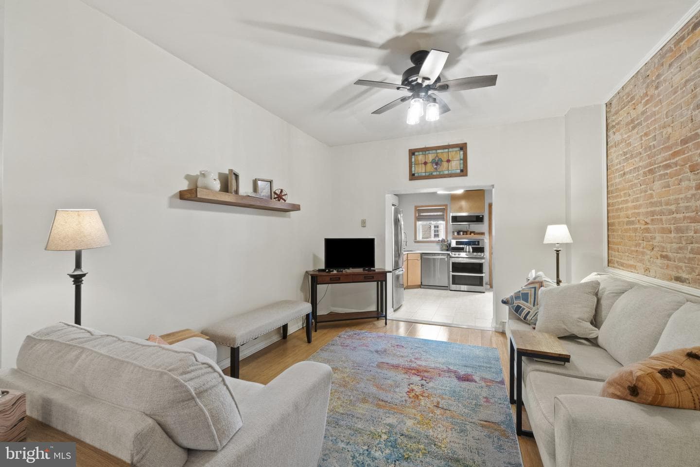 1006 S East Avenue photo 9