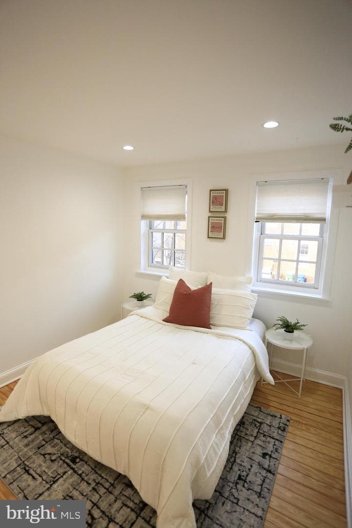 29 E Henrietta Street photo 11