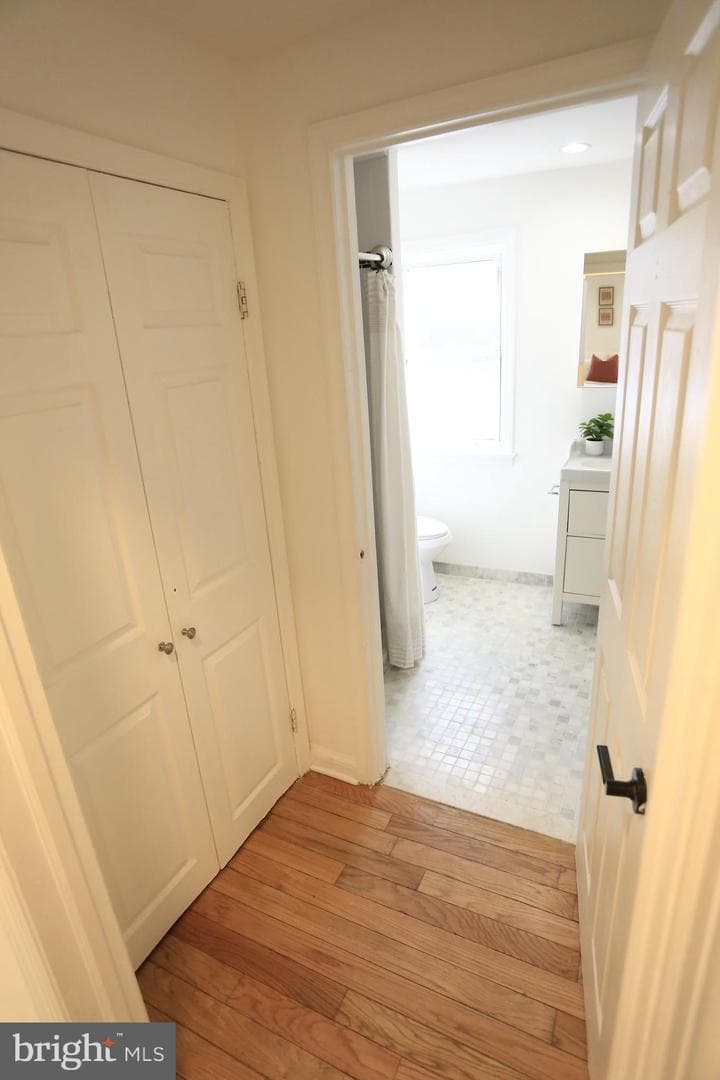 29 E Henrietta Street photo 13