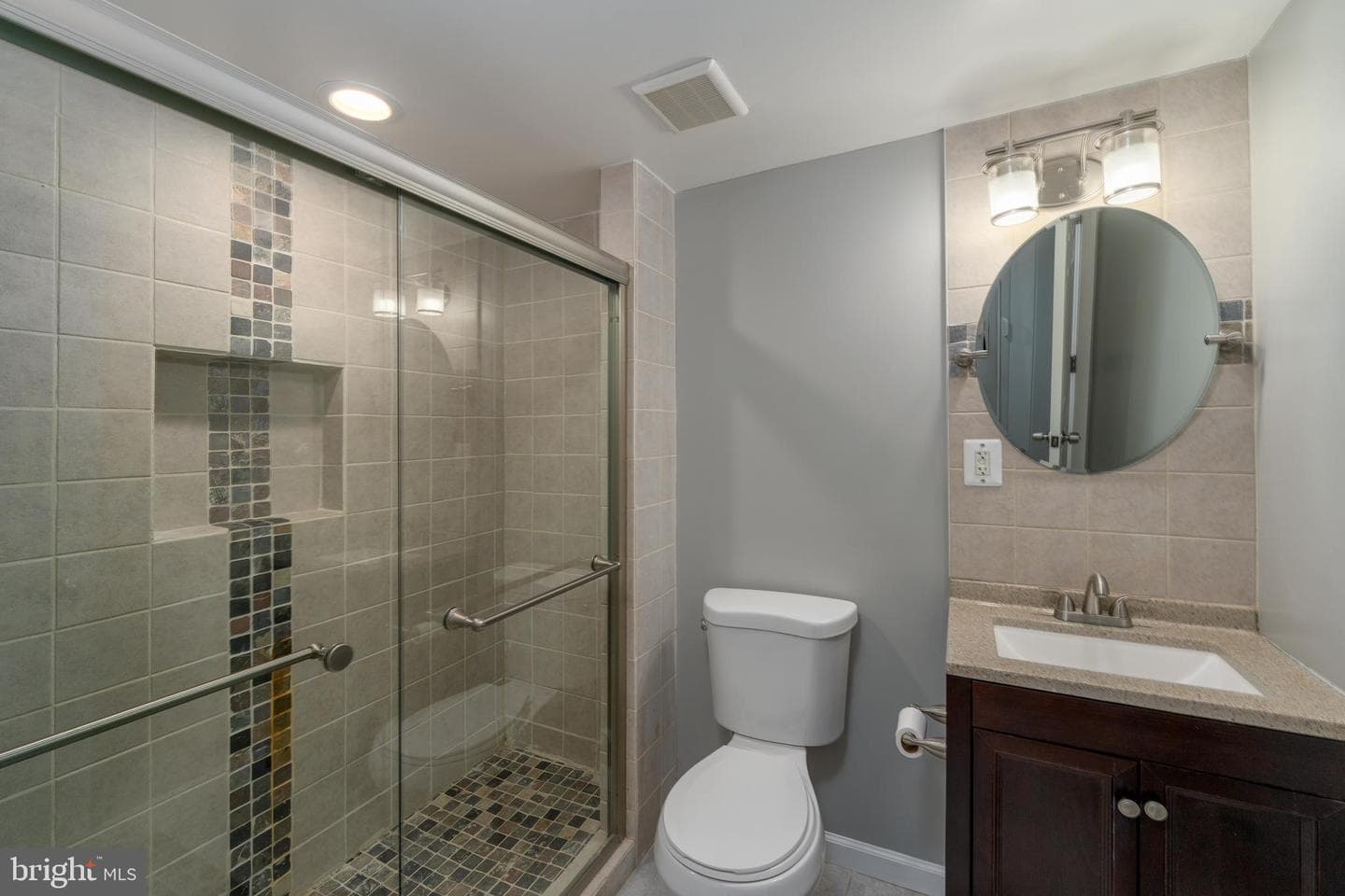 443 N Milton Avenue photo 21