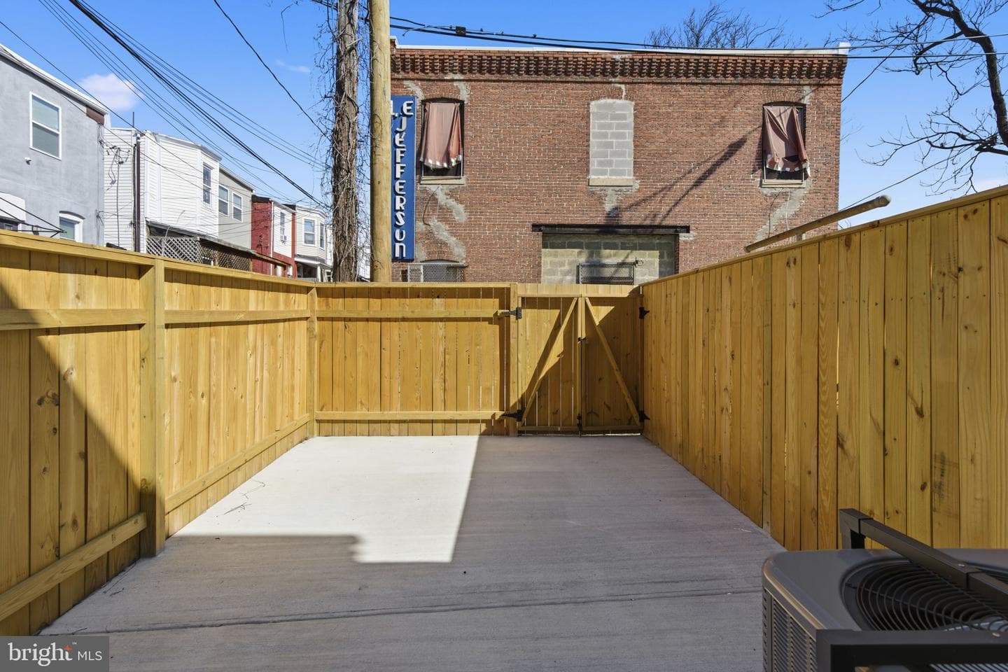 1600 E Federal Street photo 24
