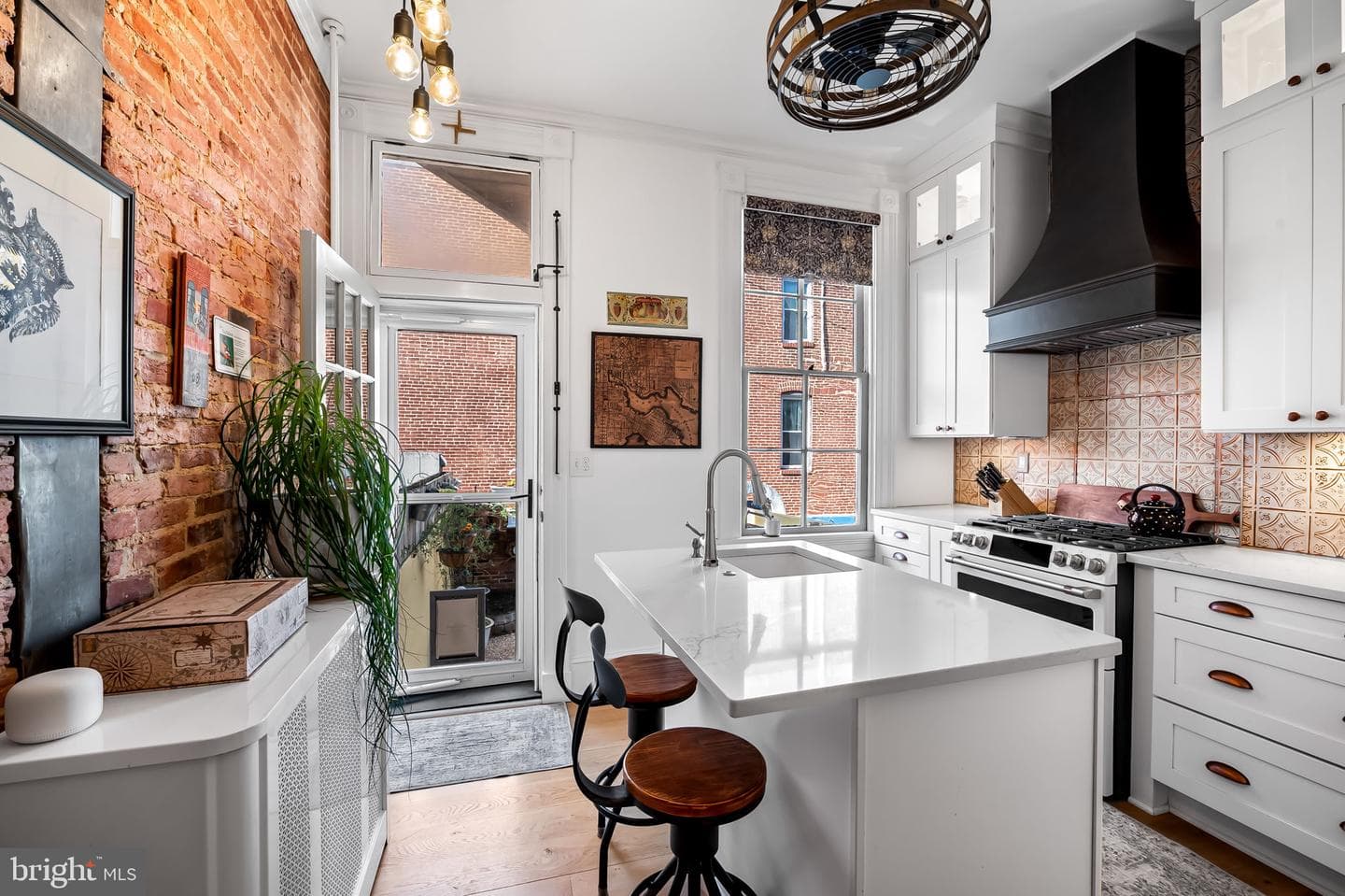 2602 E Baltimore Street photo 20
