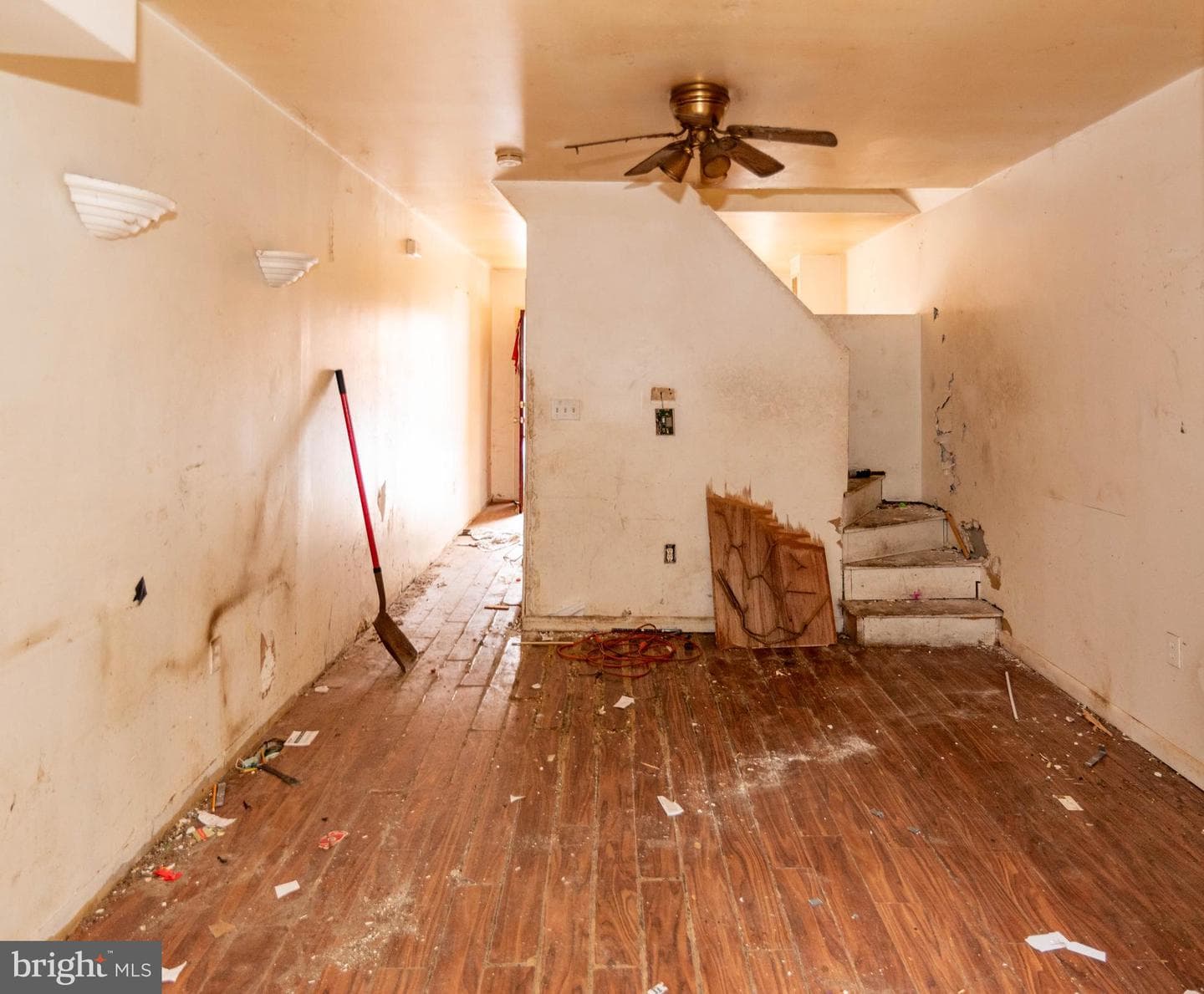 1627 S Hanover Street photo 5