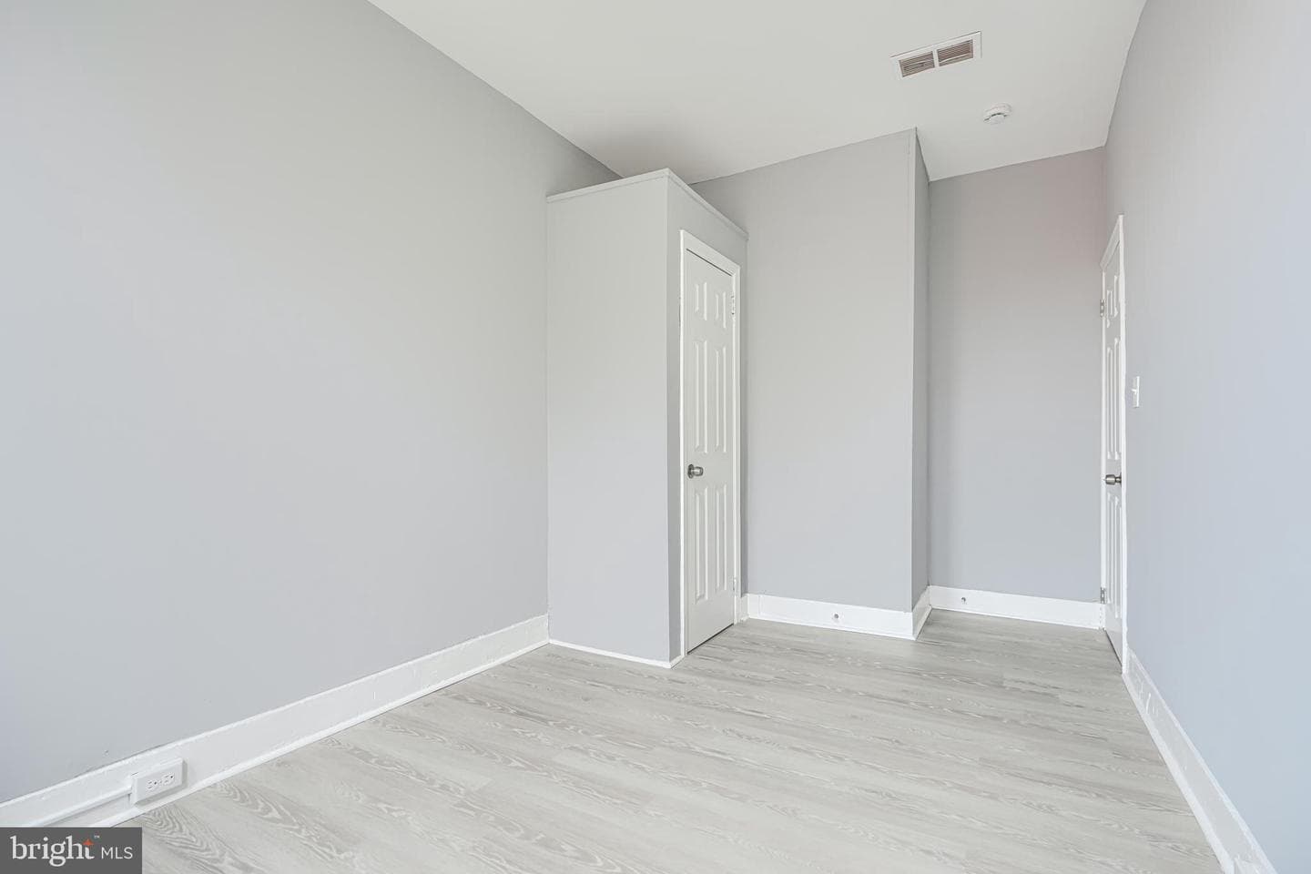 4915 Palmer Avenue photo 11