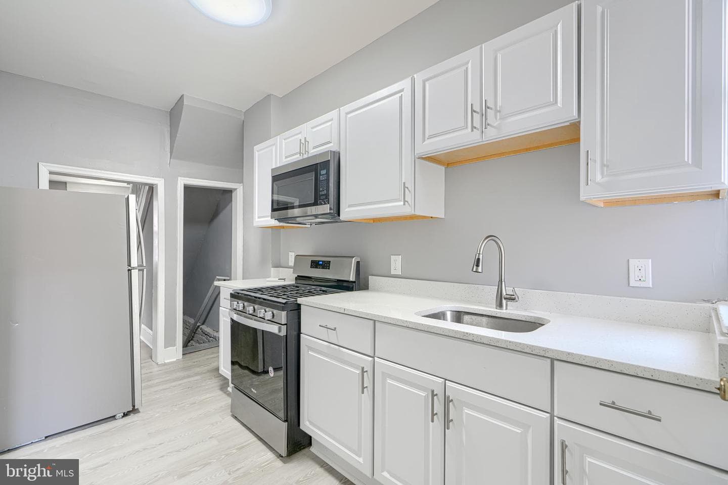 4915 Palmer Avenue photo 12
