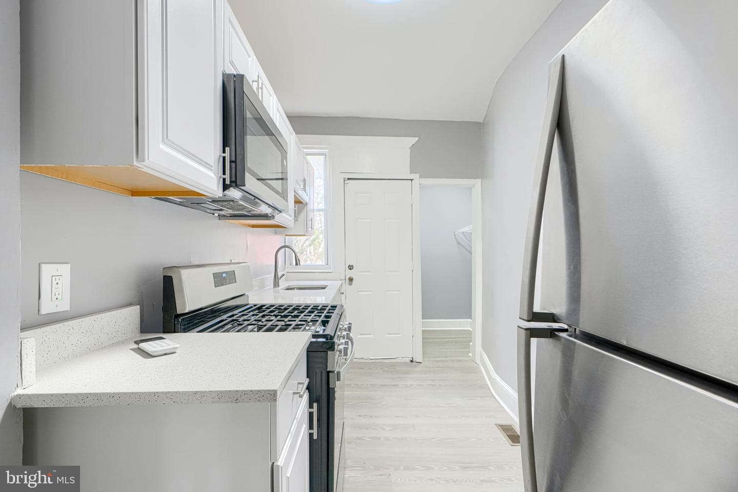 4915 Palmer Avenue photo 13