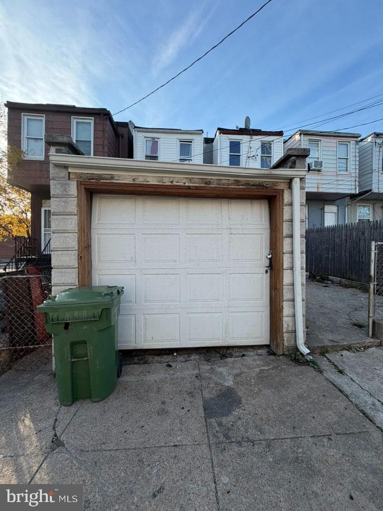 603 N Robinson Street photo 6