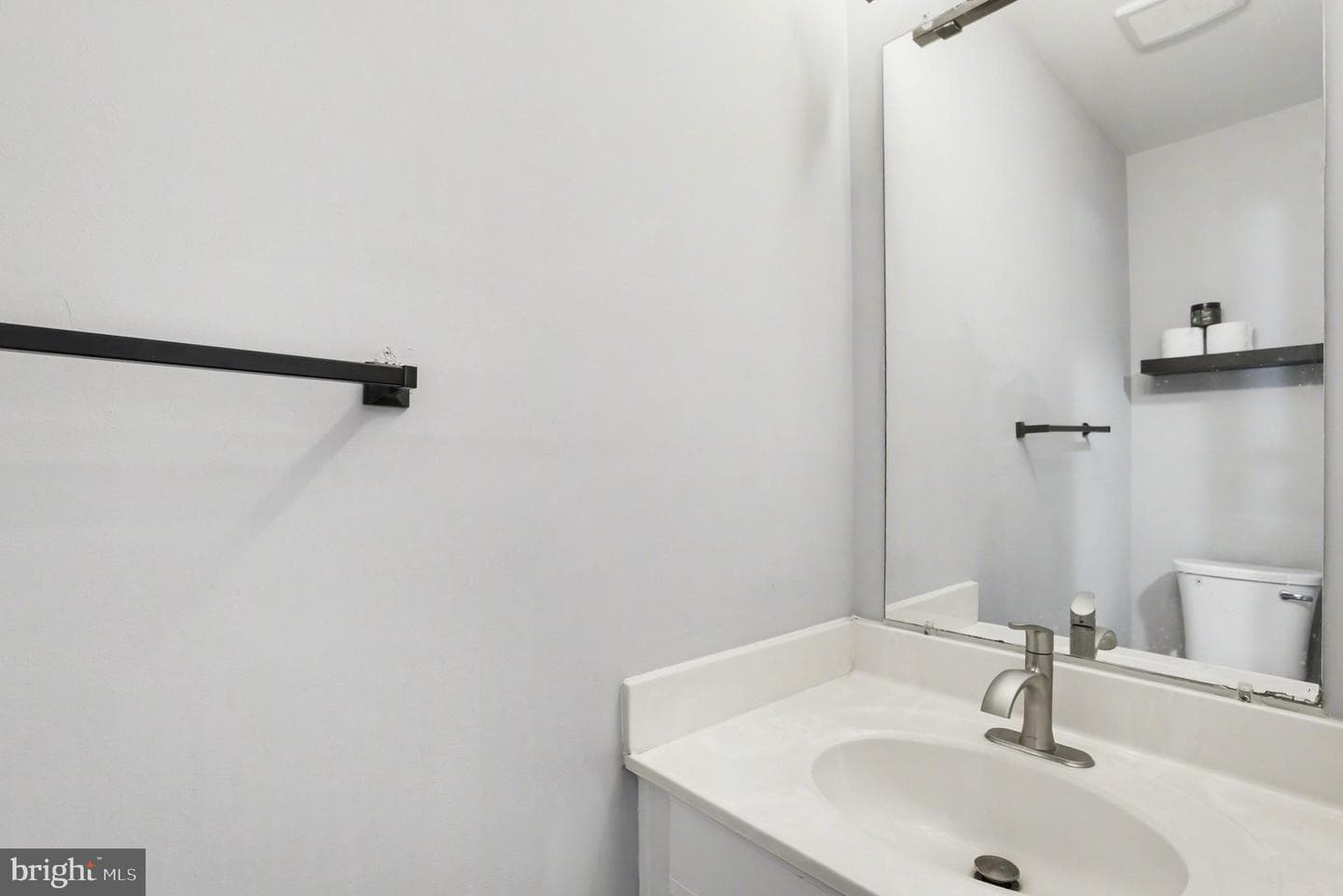 216 Scott Street photo 12