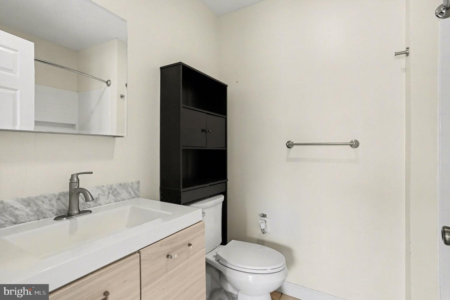 216 Scott Street photo 16