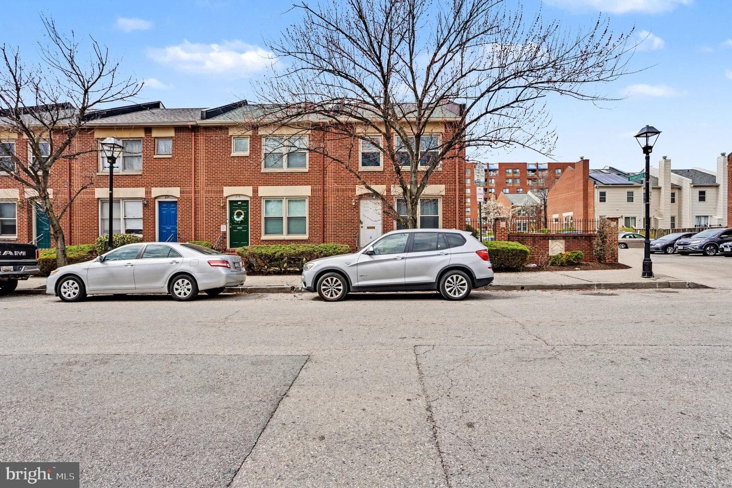 216 Scott Street photo 2