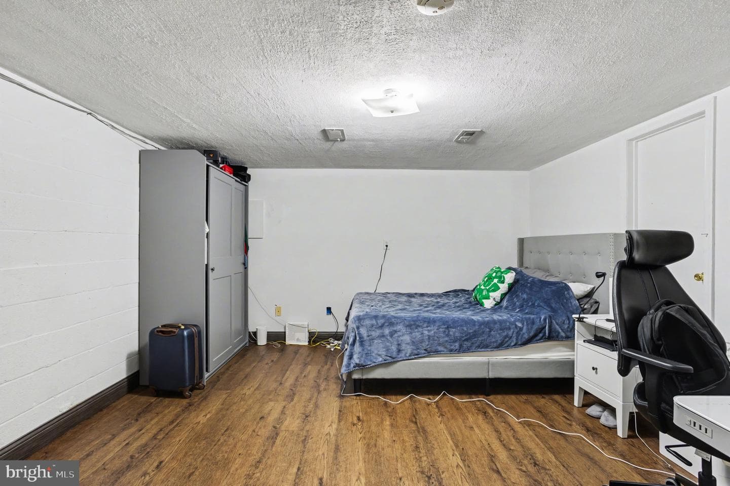 216 Scott Street photo 23