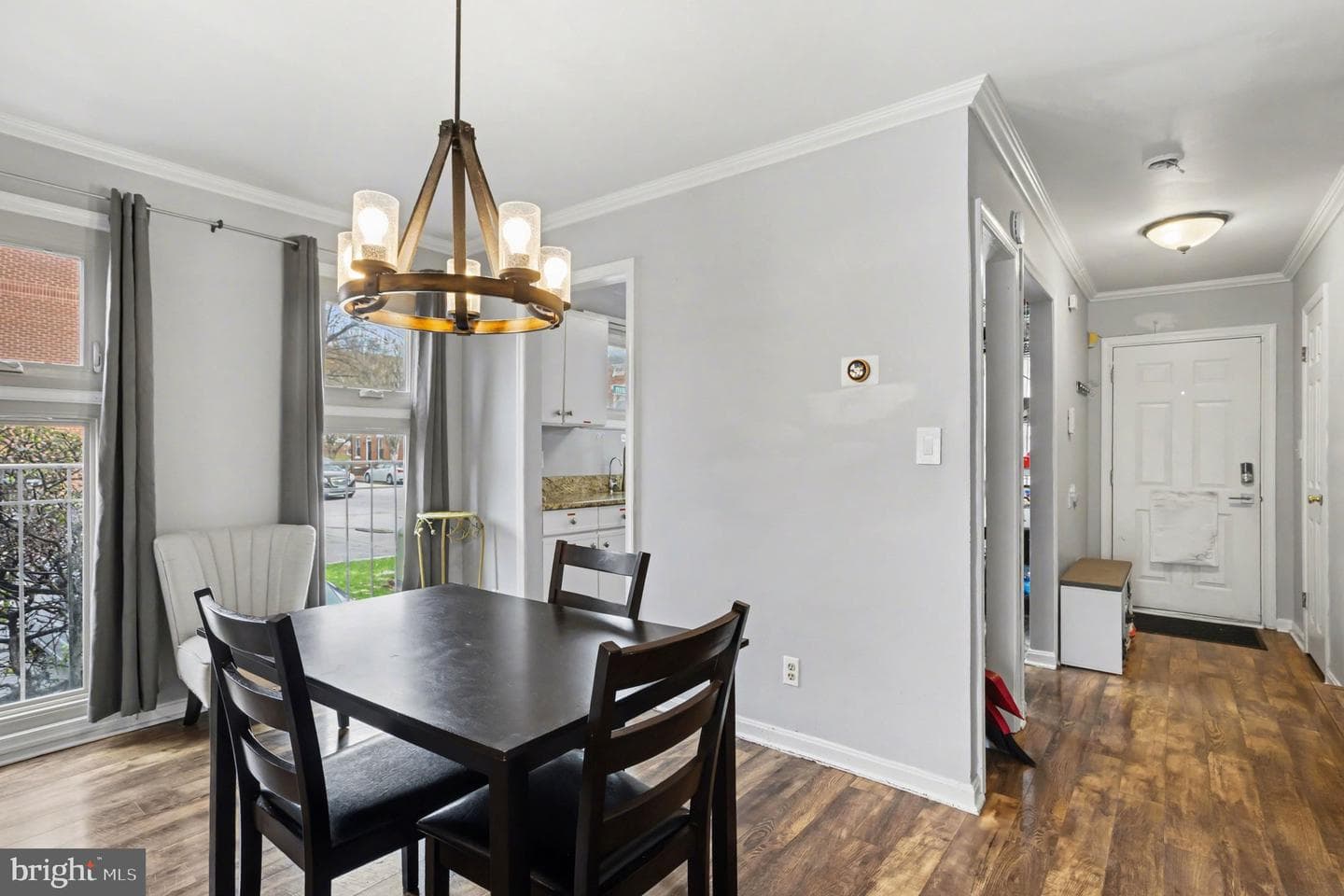 216 Scott Street photo 8