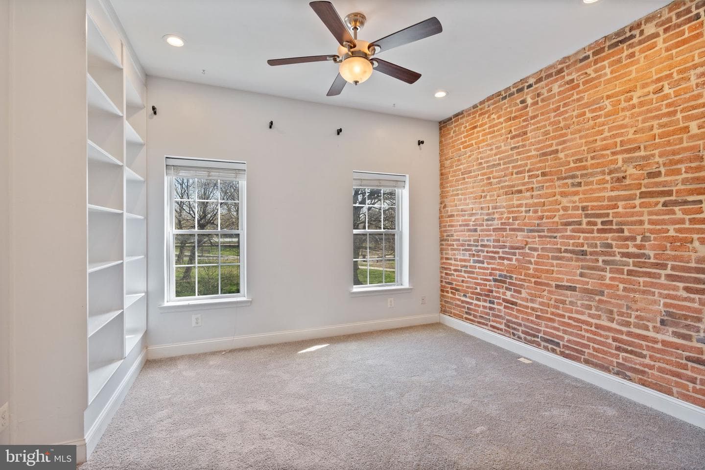 1726 Johnson Street photo 24