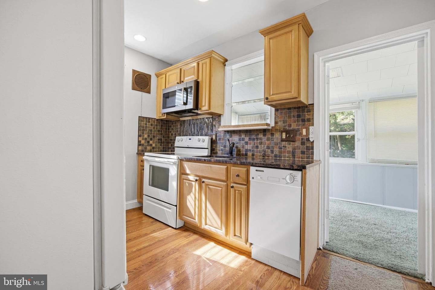 3203 Westfield Avenue photo 13