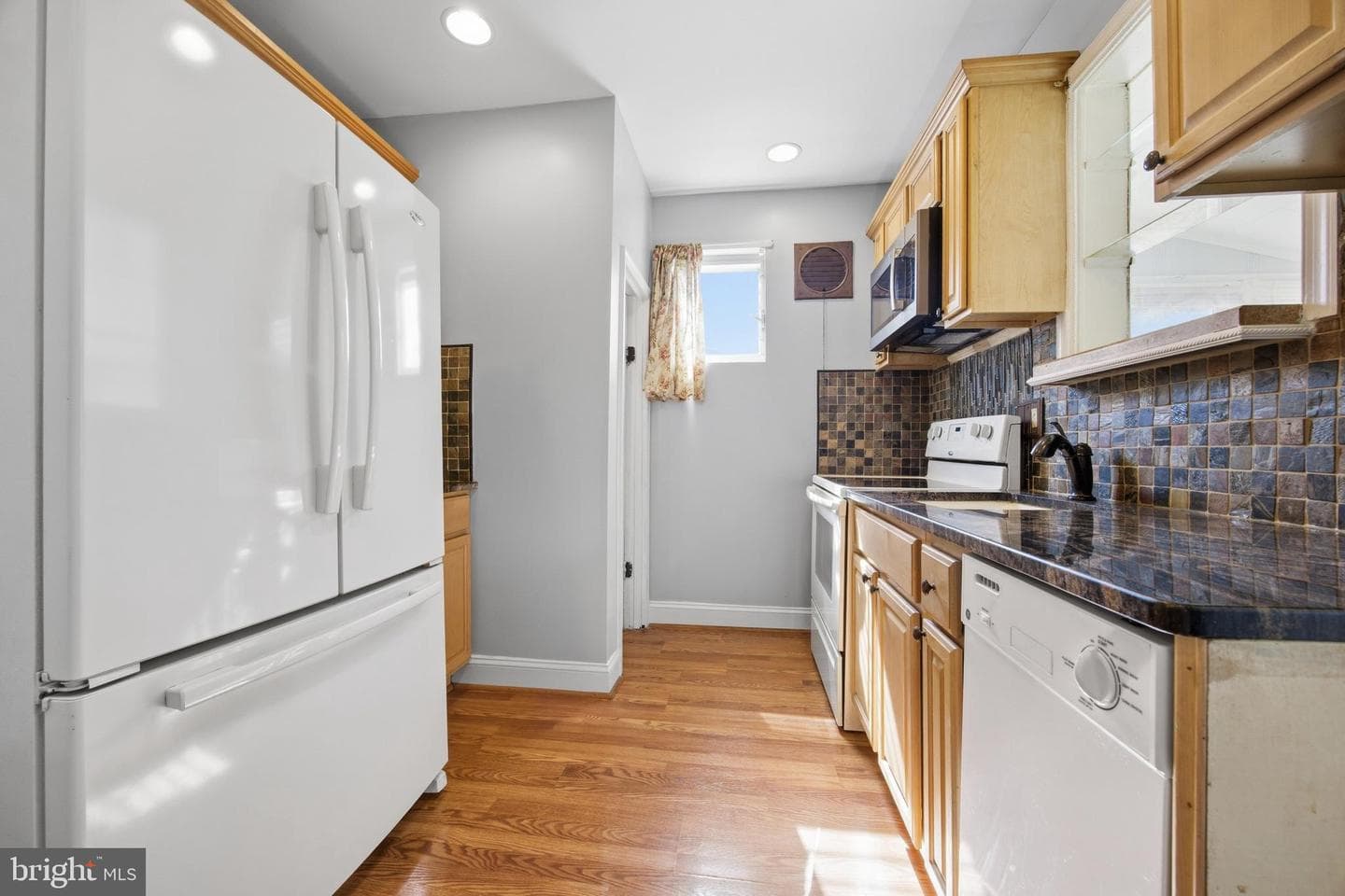 3203 Westfield Avenue photo 14