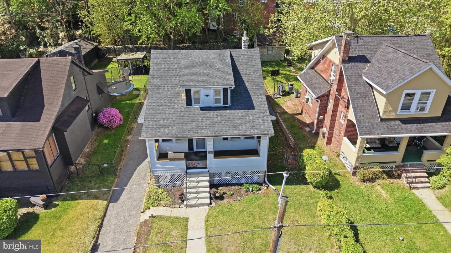 3203 Westfield Avenue photo 2