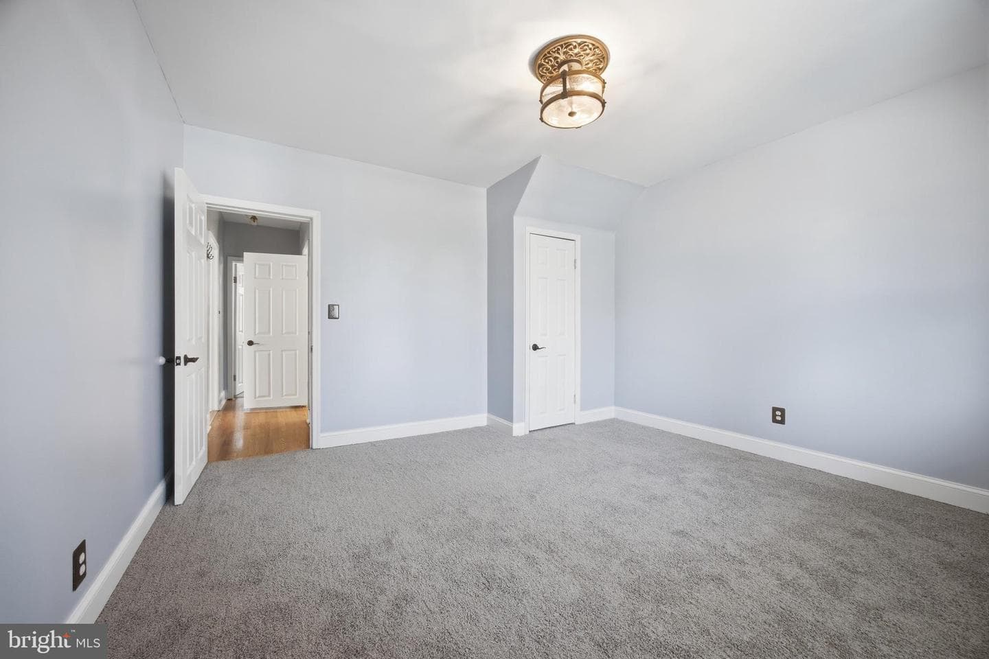 3203 Westfield Avenue photo 21