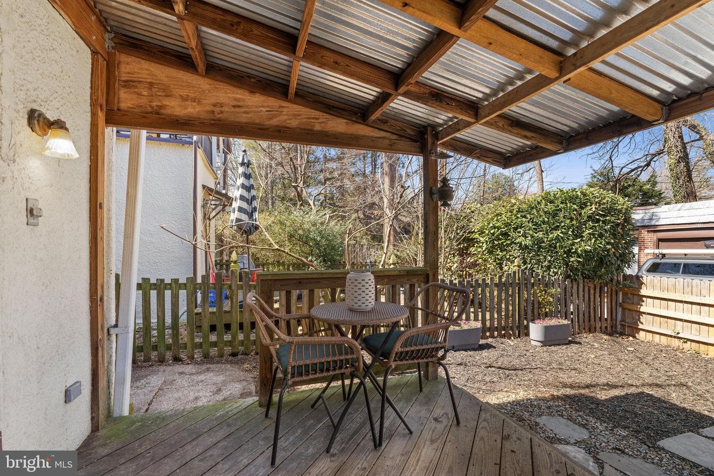 706 E Lake Avenue photo 43
