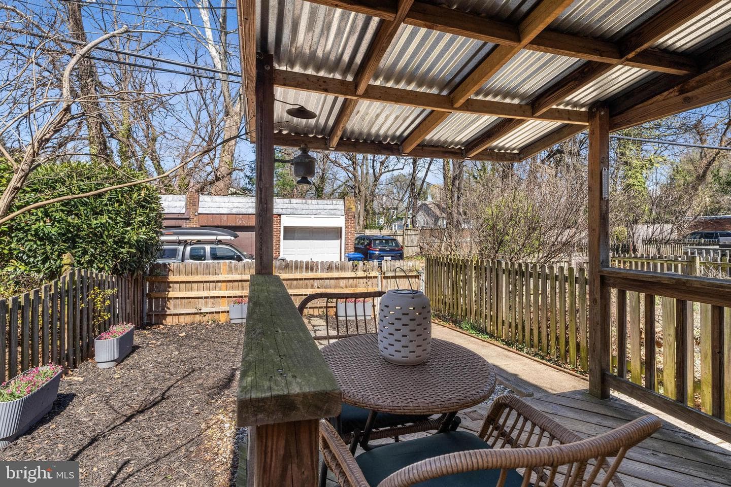 706 E Lake Avenue photo 44