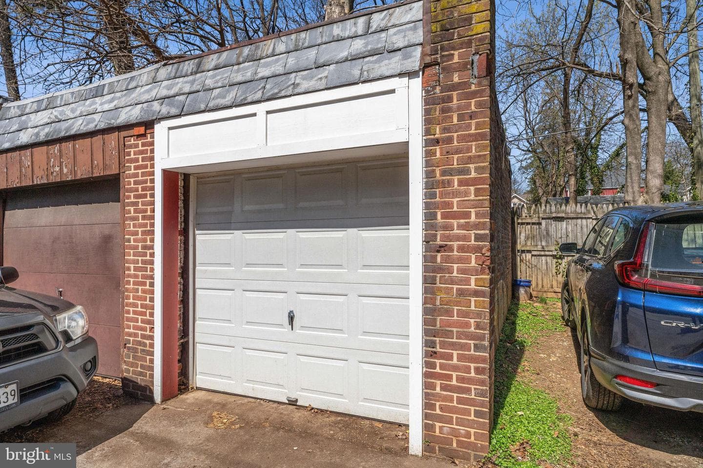 706 E Lake Avenue photo 47