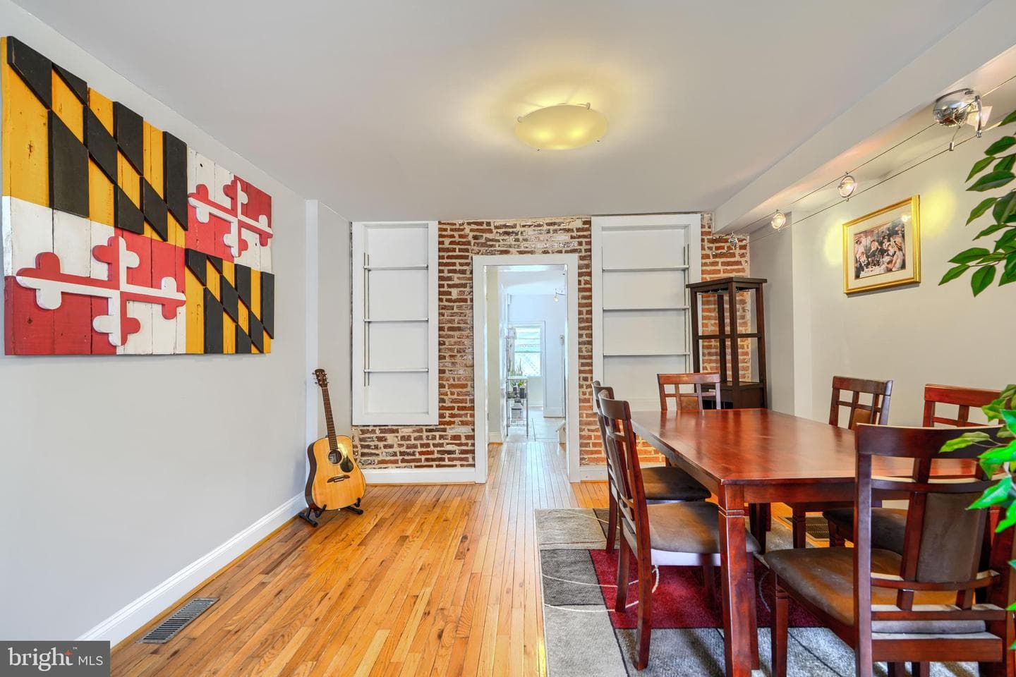 110 E Randall Street E photo 11