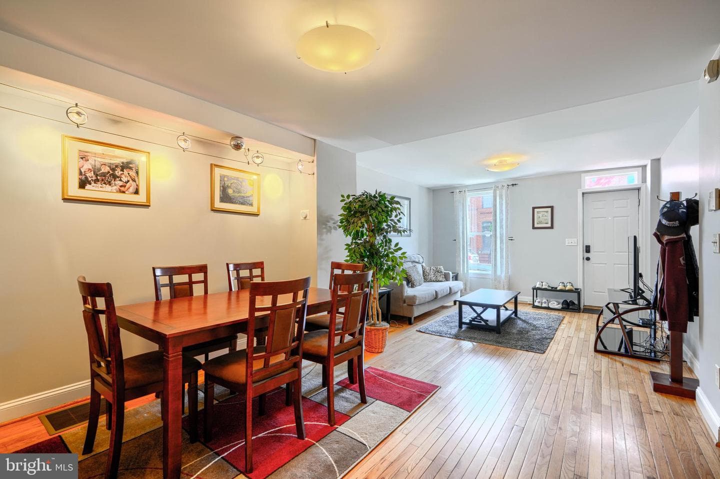 110 E Randall Street E photo 13