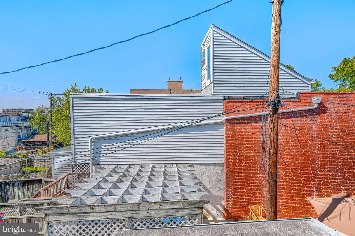 110 E Randall Street E photo 36
