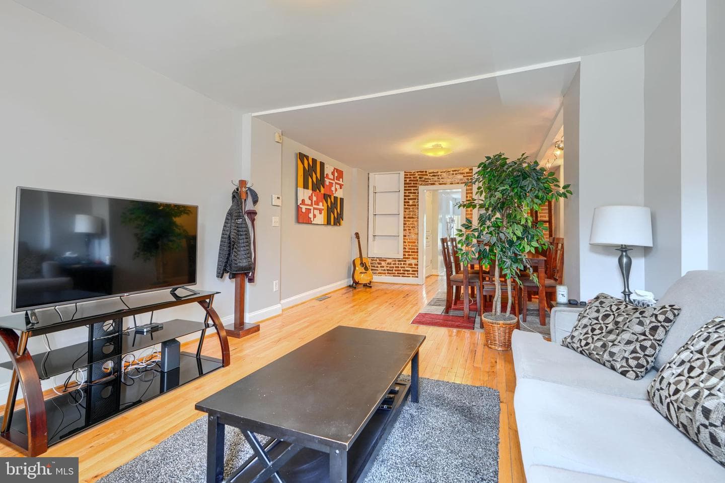 110 E Randall Street E photo 7