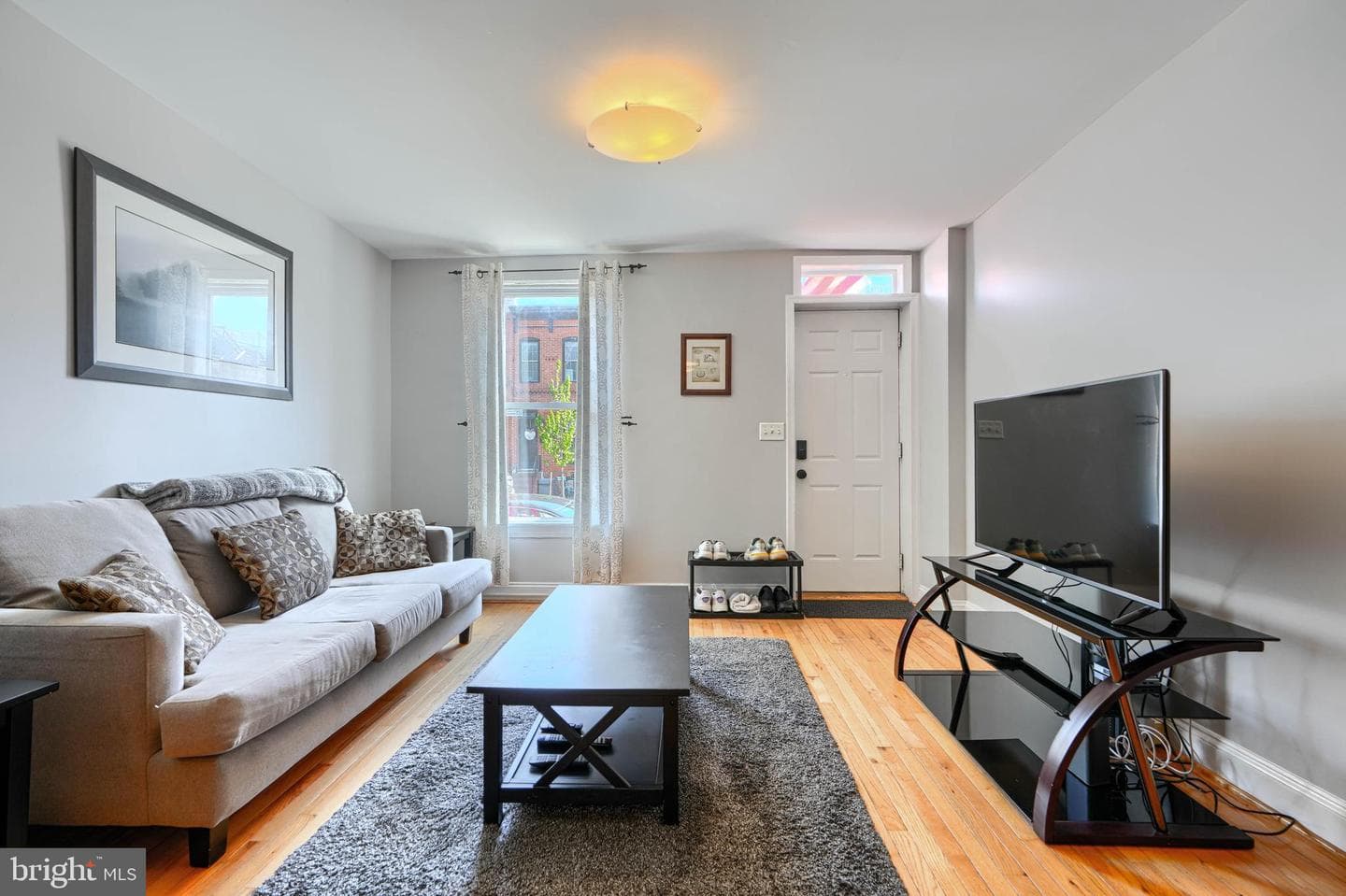 110 E Randall Street E photo 8