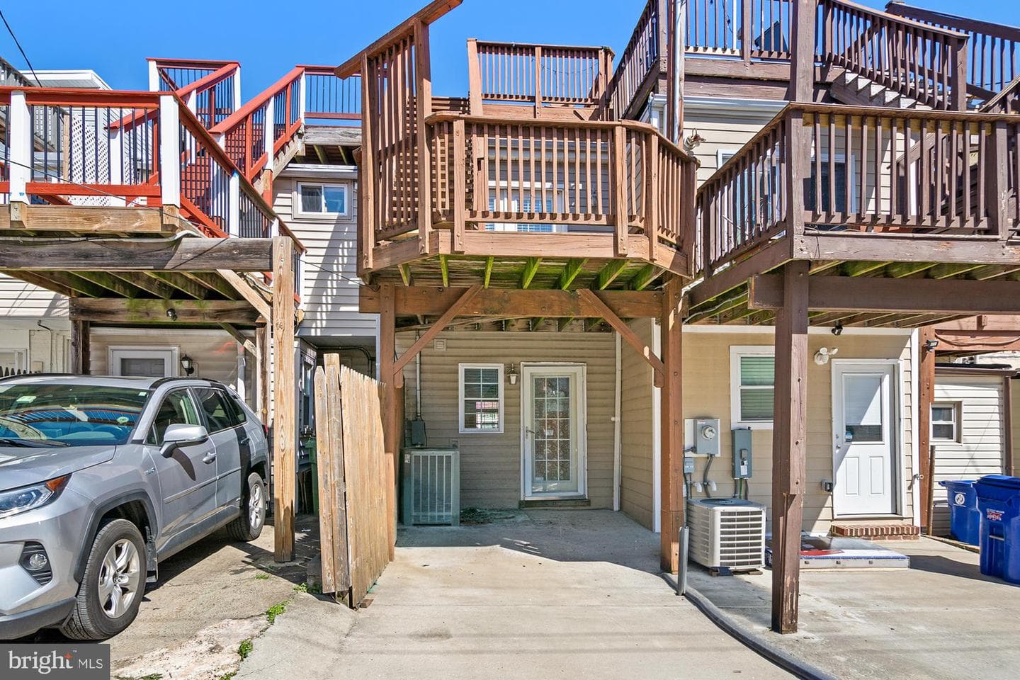806 S Bouldin Street photo 29