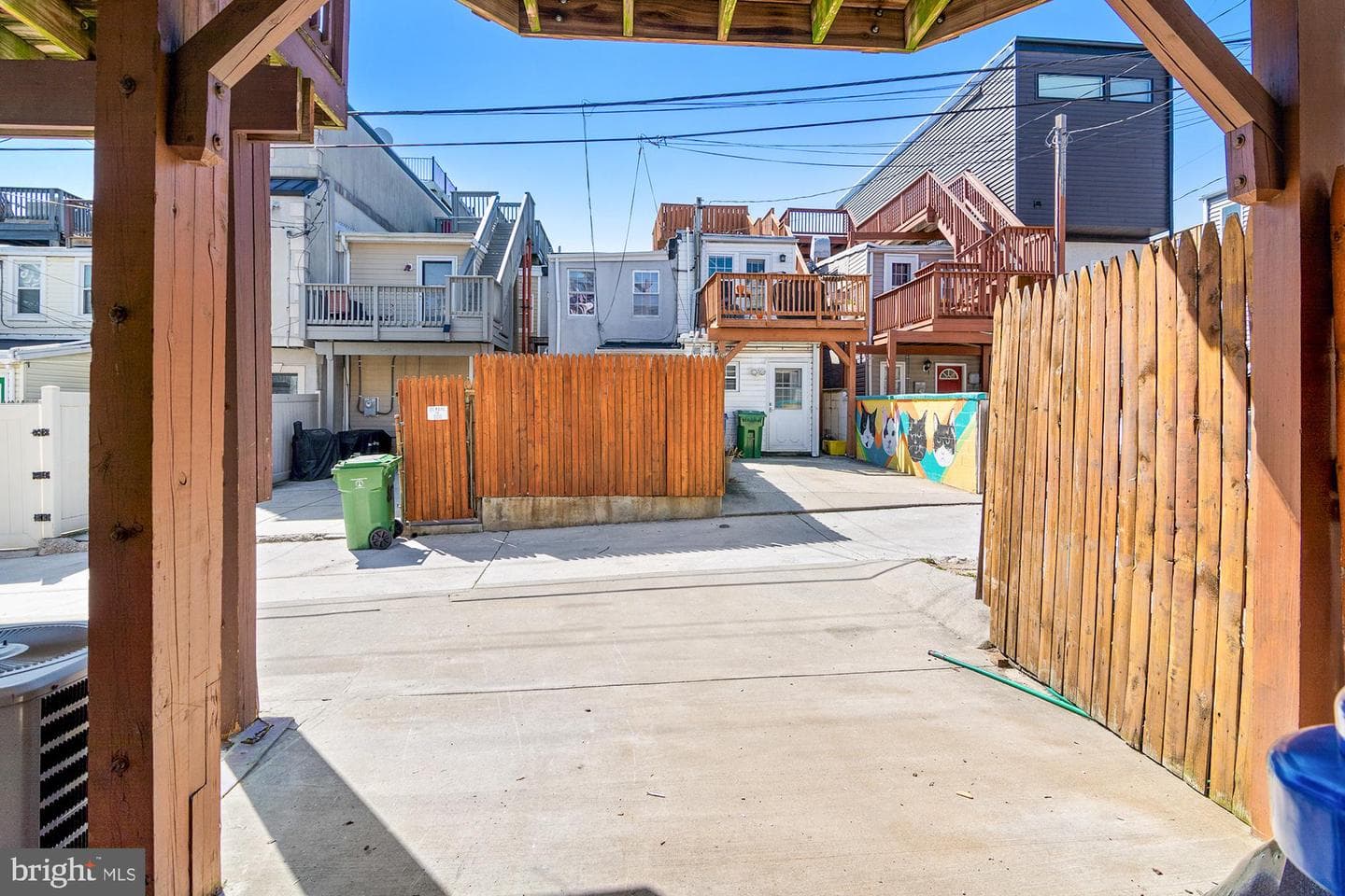 806 S Bouldin Street photo 30