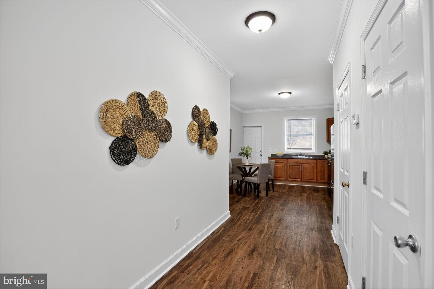 738 Bartlett Avenue photo 8