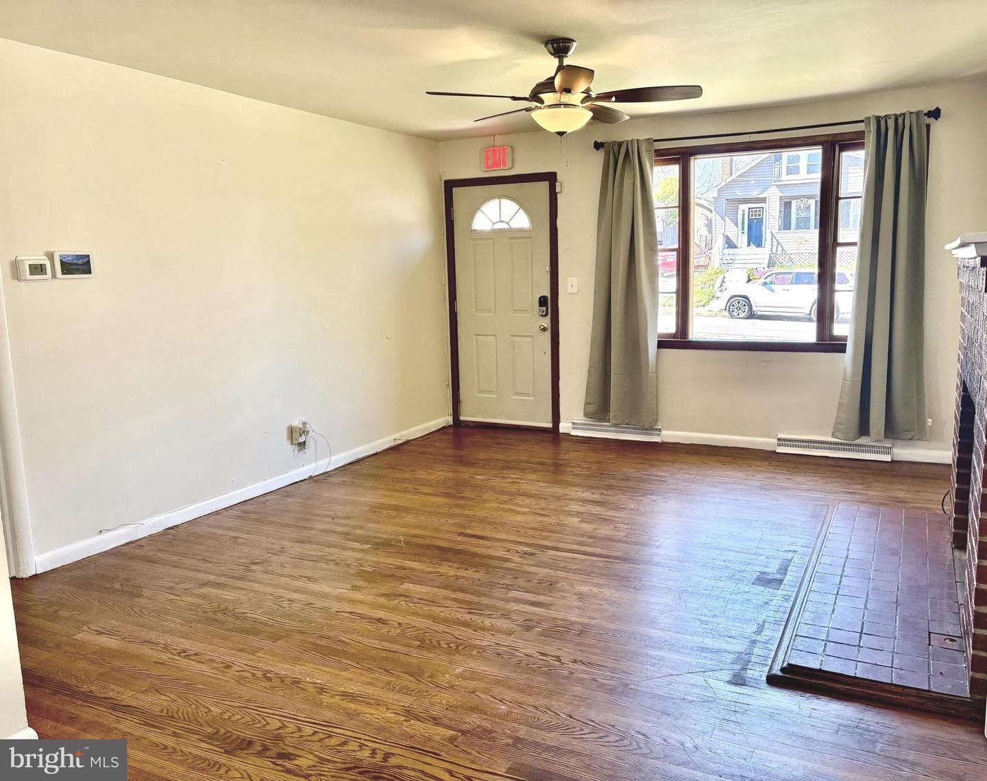 4121 5th Street photo 3