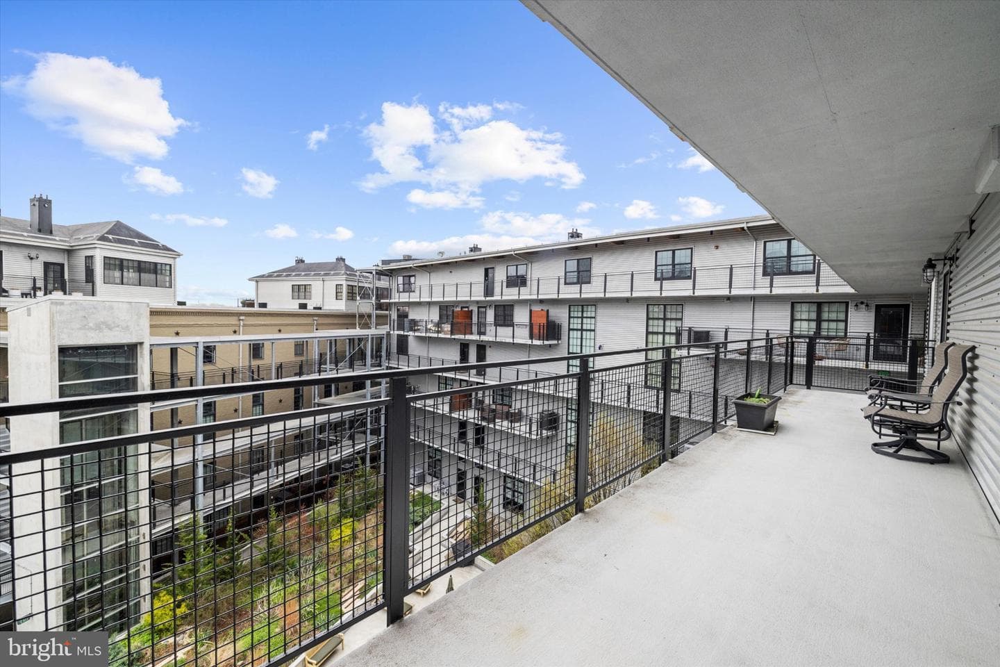 1220 Bank Street #409 photo 42