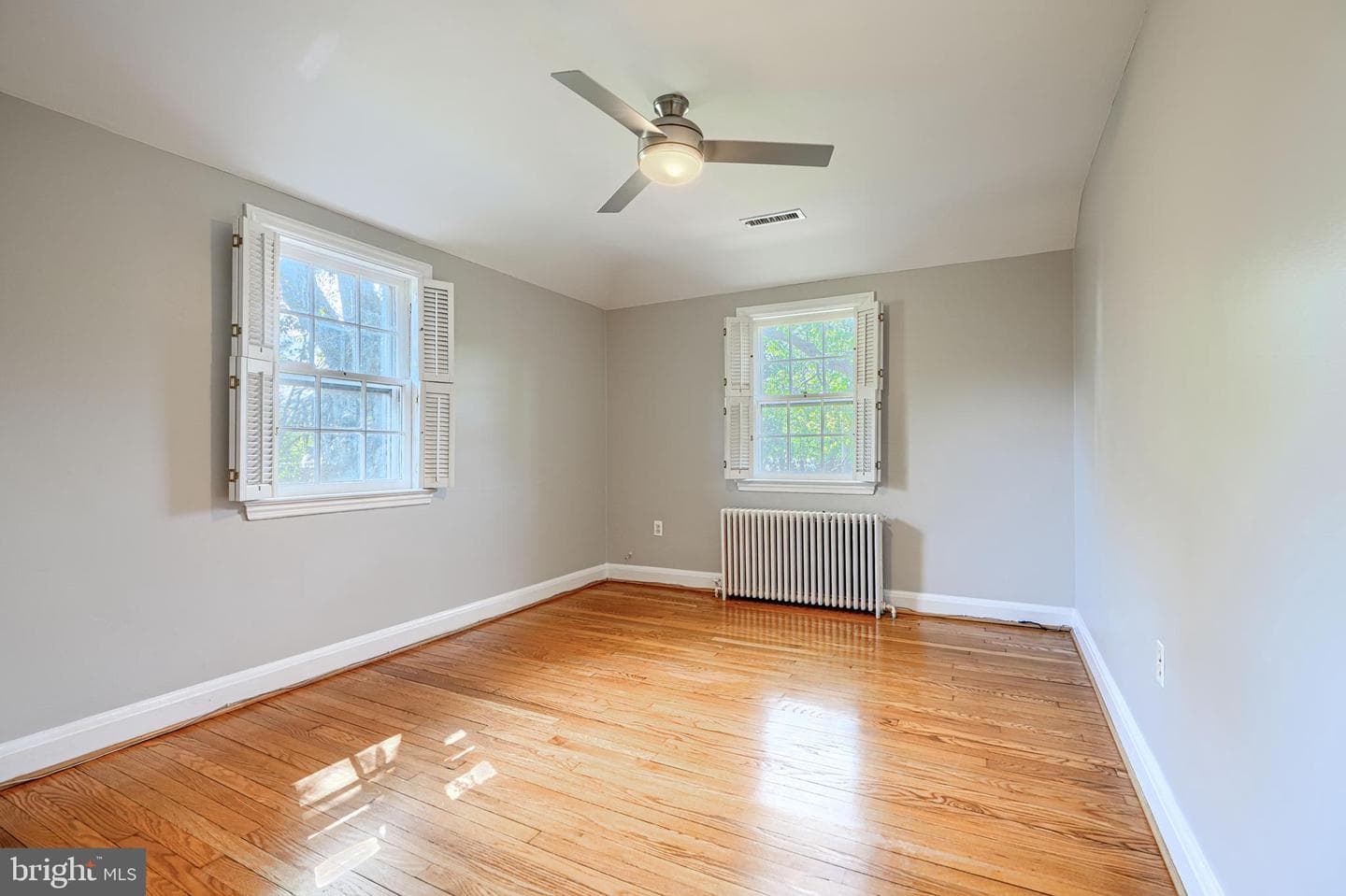 308 Woodbourne Avenue photo 22