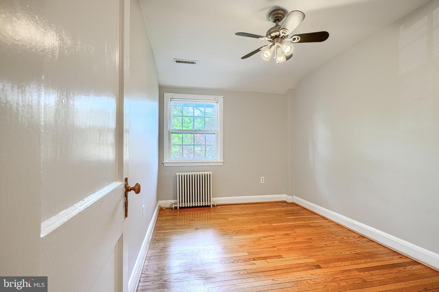 308 Woodbourne Avenue photo 24
