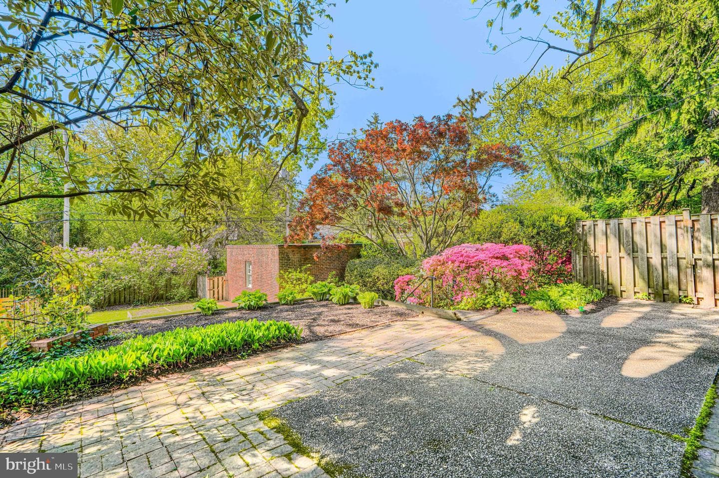 308 Woodbourne Avenue photo 36