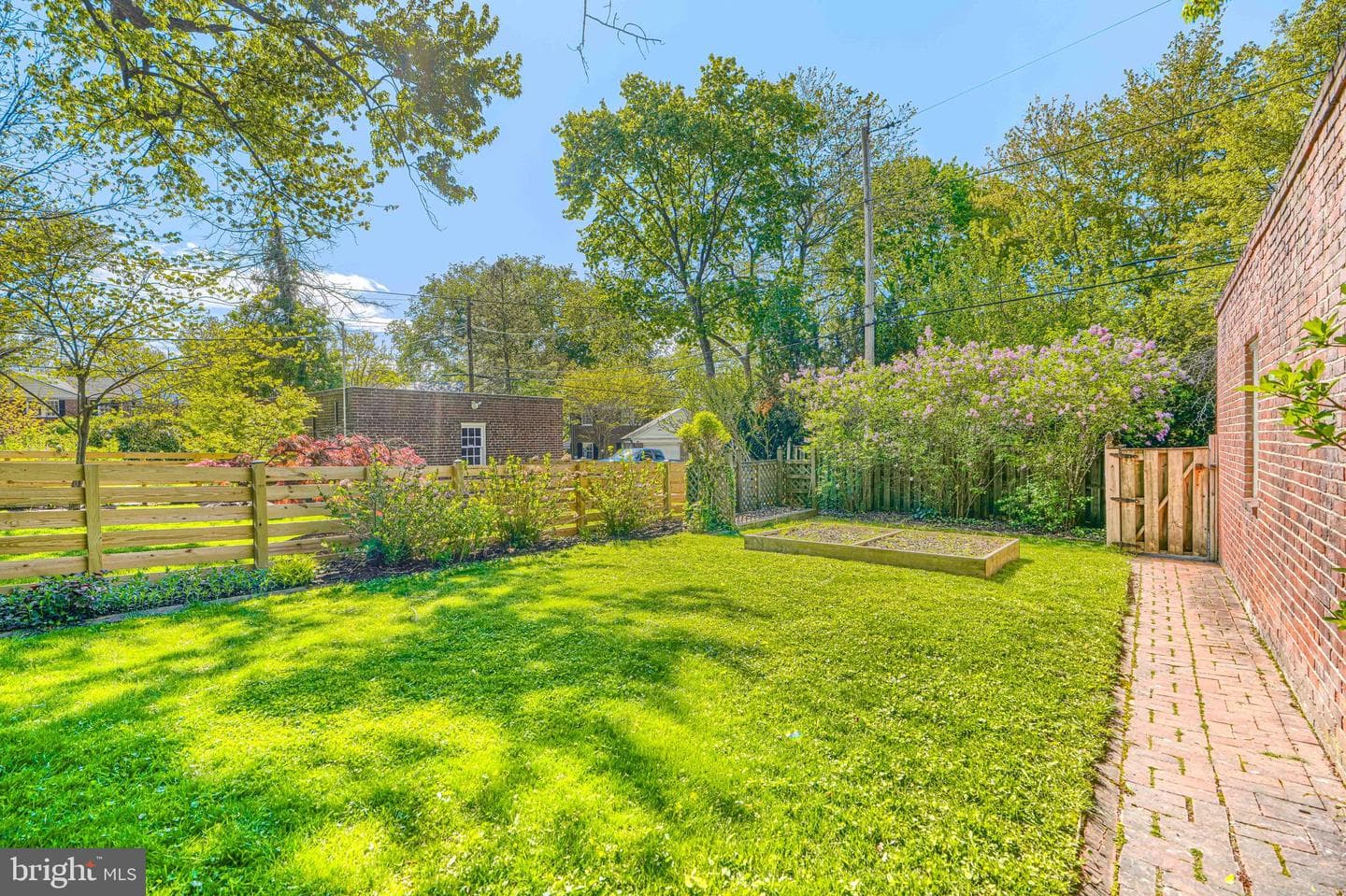 308 Woodbourne Avenue photo 39