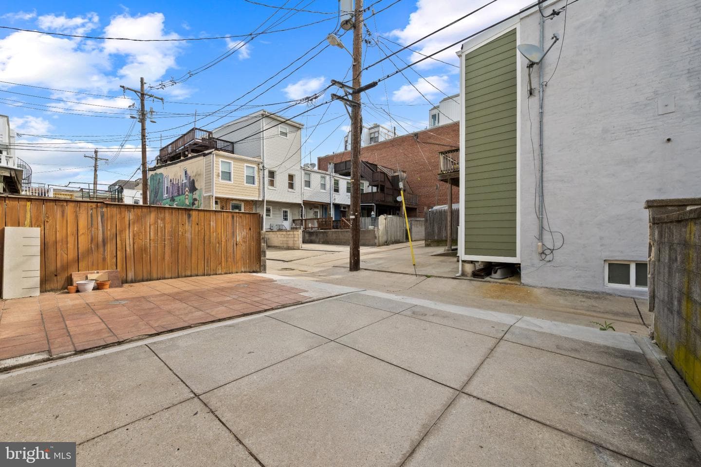 615 S Clinton Street photo 36