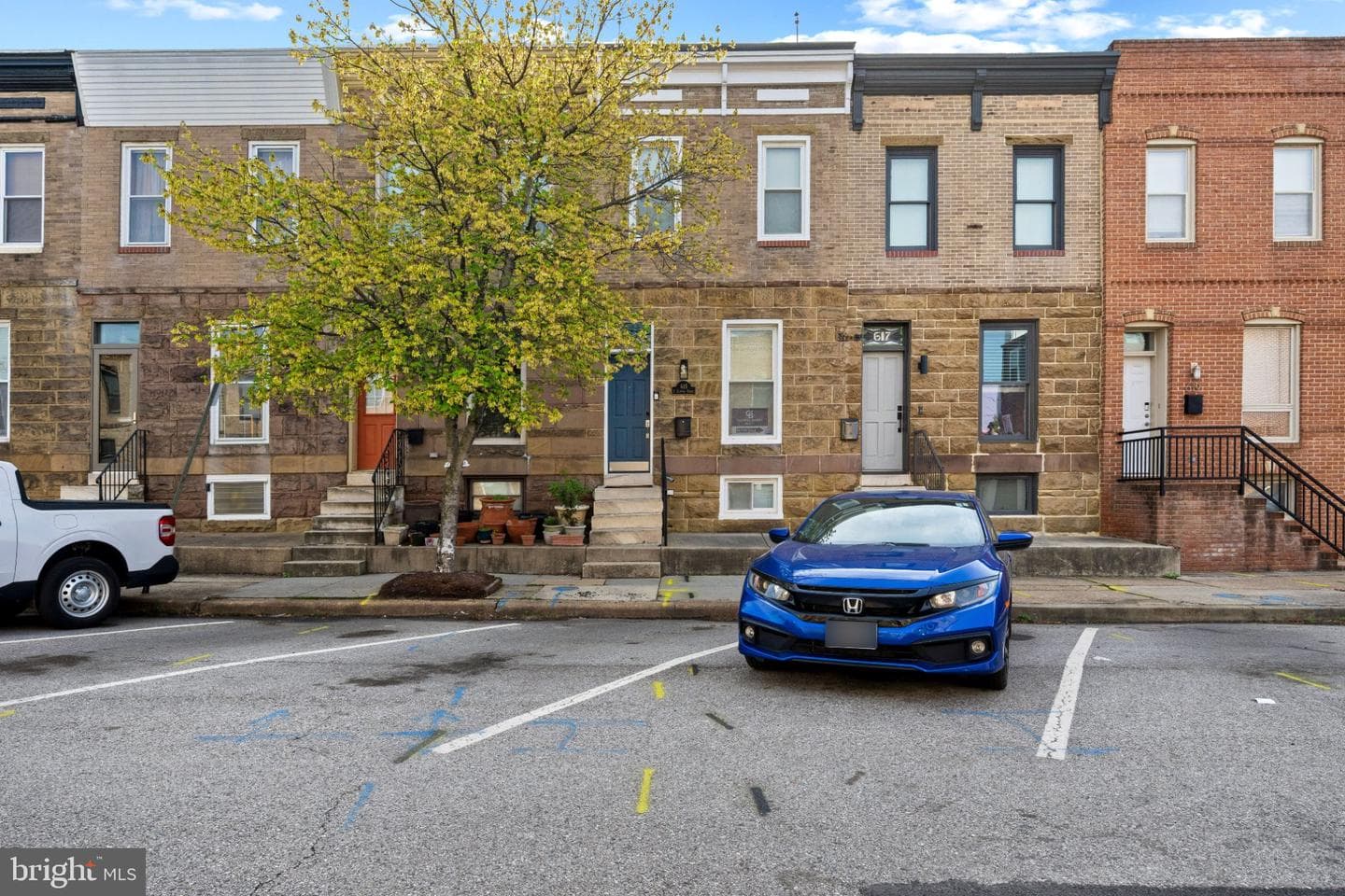 615 S Clinton Street photo 38